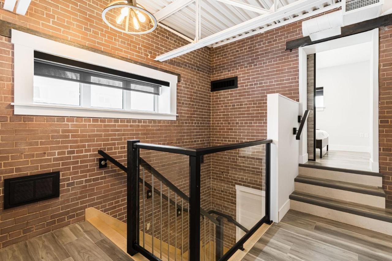 Aparthotel Station 1 By Terra Hospitality Moncton Exterior foto