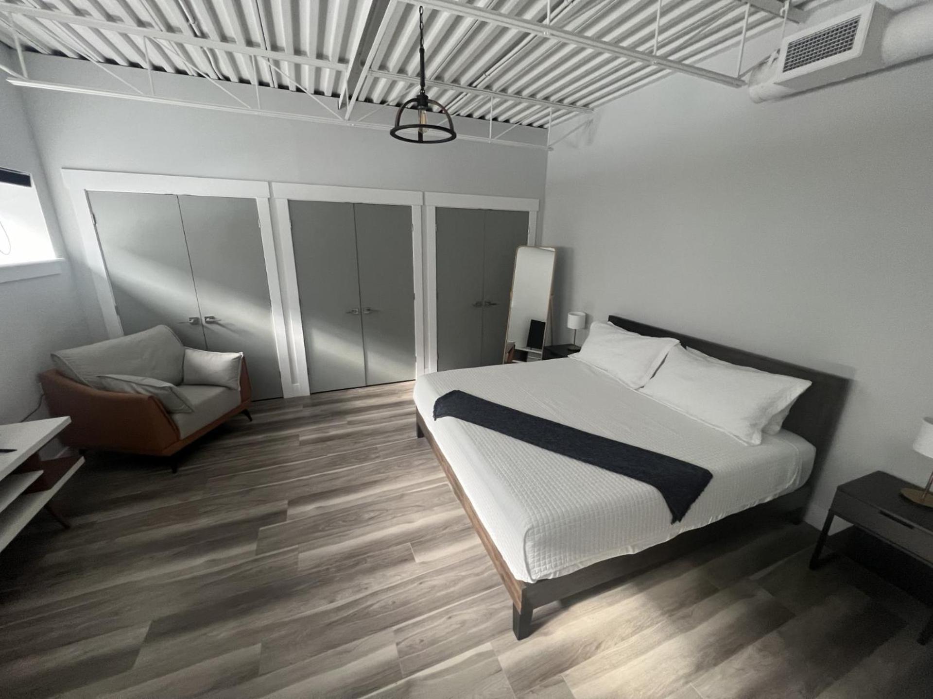 Aparthotel Station 1 By Terra Hospitality Moncton Exterior foto
